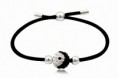 /products/pulseira-de-esticar-com-prata-e-swarovski/